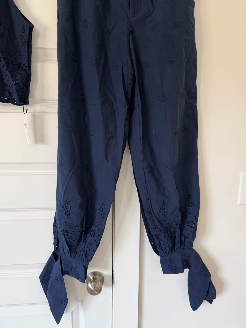 Commense Navy Eyelet Tie Hem Wide Leg Pants And Top set - Picture 6 of 9